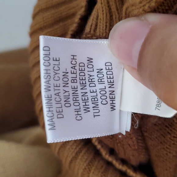 APT 9 Grandpa style argyle cardigan - Picture 6 of 6